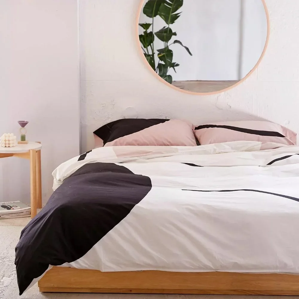 EUC Modern Marks Duvet Cover & Two Pillowcases - Full/Queen
